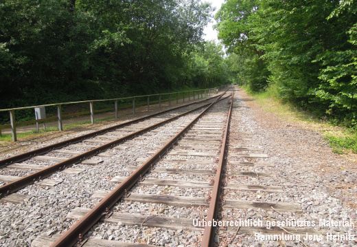 EBOE Bf Blumendorf Gleise Blick auf Prellbock 06-Jun-2015